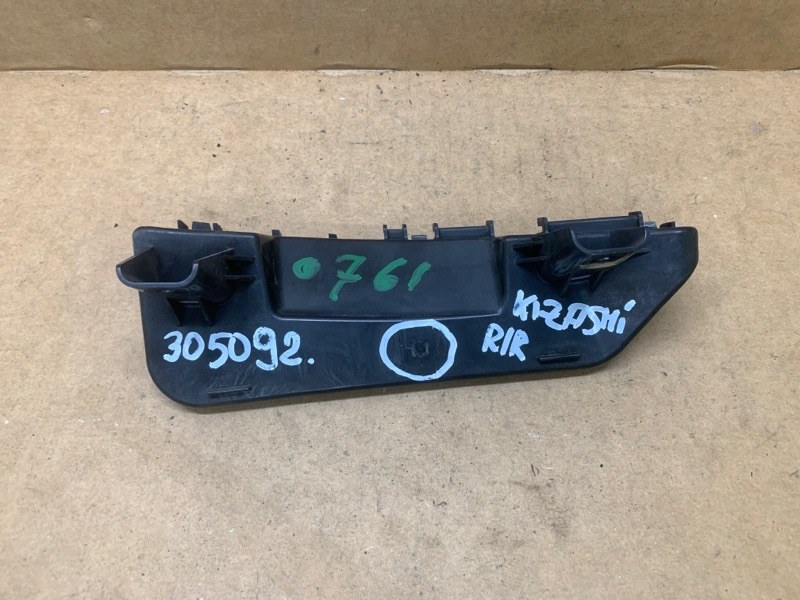 Кронштейн заднего бампера задний правый SUZUKI KIZASHI 09-14 J24B