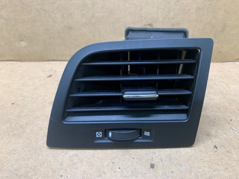 Дефлектор воздушный правый SUZUKI KIZASHI 09-14 2011 J24B 73630-57L00-C48 Б/У