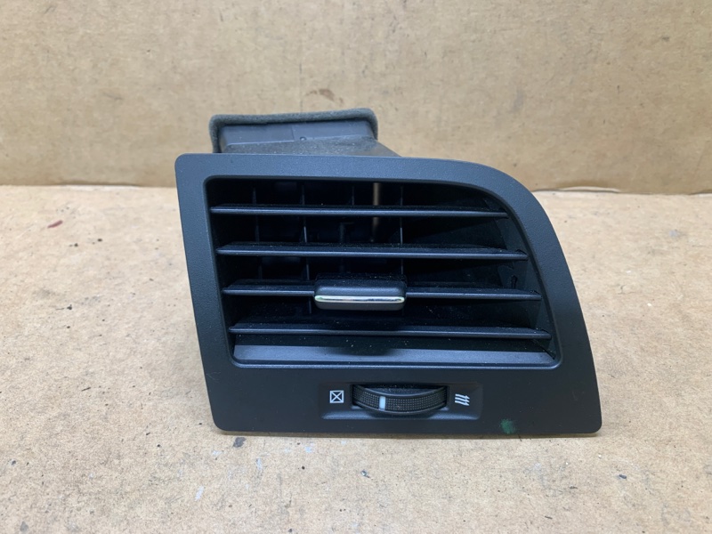 Дефлектор воздушный левый SUZUKI KIZASHI 09-14 2011 J24B 73640-57L00-C48 Б/У