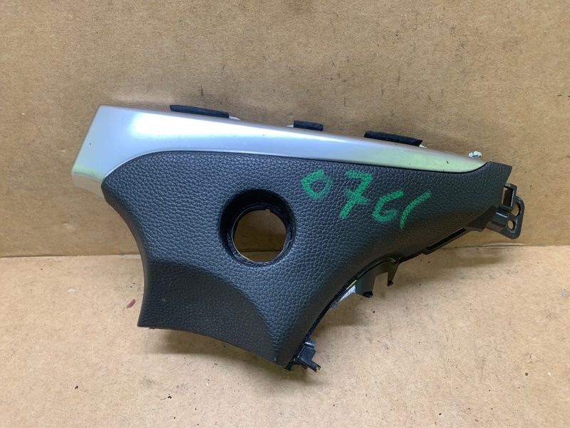 Накладка торпедо SUZUKI KIZASHI 09-14 2011 J24B 73830-57L10-HLF Б/У