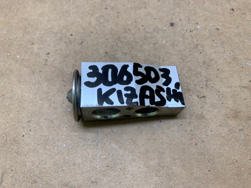 Клапан кондиционера SUZUKI KIZASHI 09-14 2011 J24B 95431-57L00 Б/У