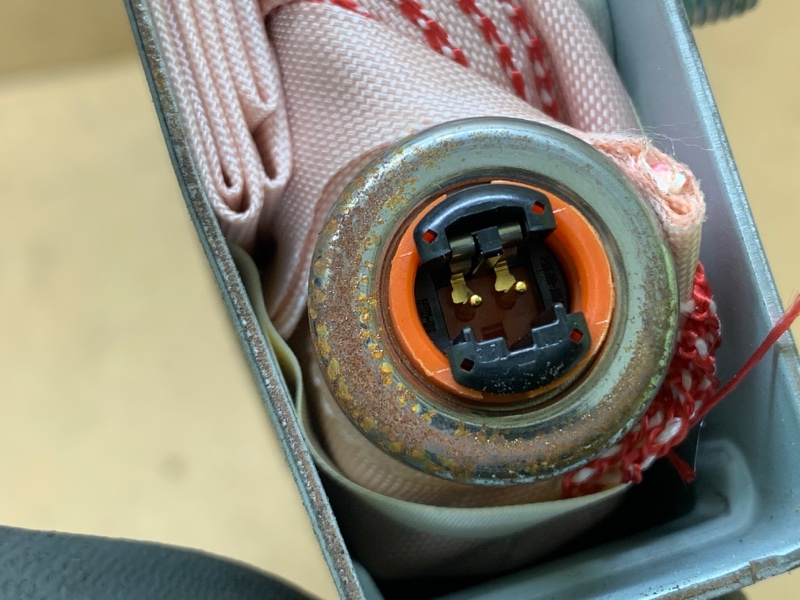 Подушка безопасности в сиденье передняя правая SUZUKI KIZASHI 09-14 J24B