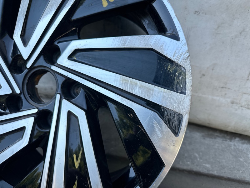 Диск R17 VOLKSWAGEN JETTA USA 18- DJXA 1.4