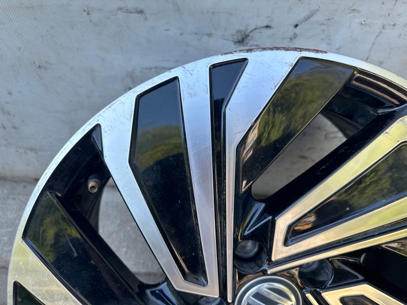 Диск R17 VOLKSWAGEN JETTA USA 18- DJXA 1.4