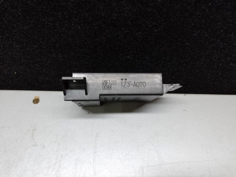 Блок электронный передний левый TLX 14-17 2016 2.4 K24W7