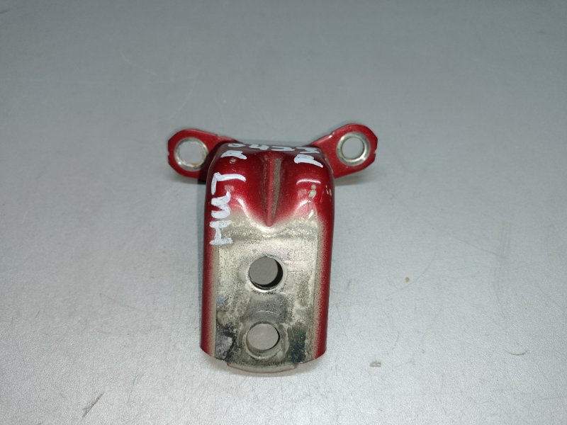 Петля двери нижняя задняя правая NISSAN X-TRAIL/ROGUE T32 13-20 2015 2.5 QR25DE 82420-4CL0A Б/У