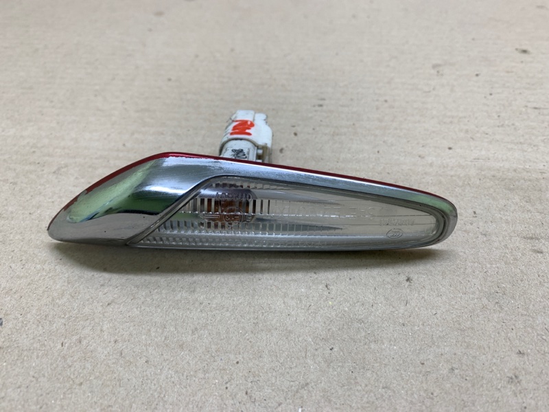 Повторитель поворота в крыло правый SUZUKI KIZASHI 09-14 2011 J24B 36410-57L00 Б/У