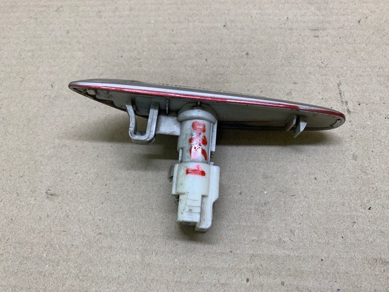 Повторитель поворота в крыло правый SUZUKI KIZASHI 09-14 J24B