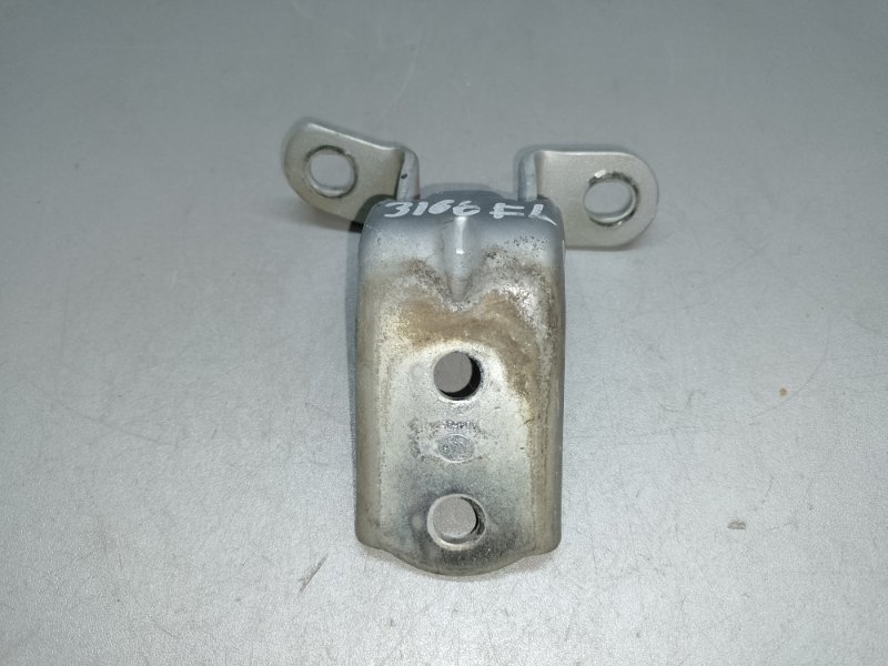 Петля двери нижняя передняя левая HYUNDAI ACCENT MC 06-10 2009 1.6 G4ED 79315-1E000 Б/У