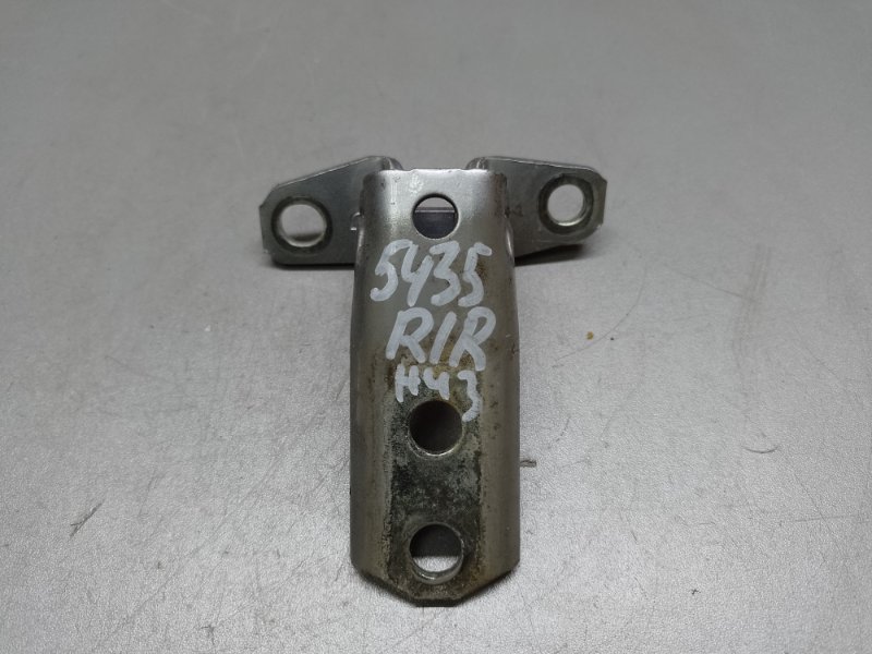 Запчасть петля двери нижняя задняя правая MITSUBISHI OUTLANDER XL 05-13 2006 3.0 6B31 5702A005 Б/У Петля двери нижняя задняя правая MITSUBISHI OUTLANDER XL 05-13 2006 3.0 6B31 5702A005 Б/У