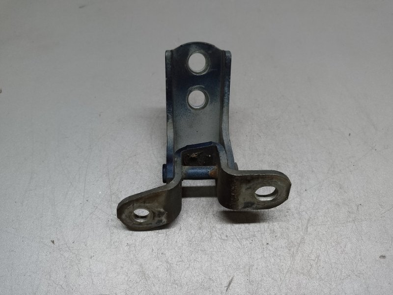 Петля двери верхняя передняя правая MATRIX 02-08 2002 ZZE132 1.8L 1ZZ-FE