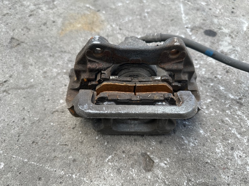 Суппорт тормозной задний левый MDX (YD3) 13-21 2013 3.5 J35Y5 Суппорт тормозной задний левый MDX (YD3) 13-21 2013 3.5 J35Y5