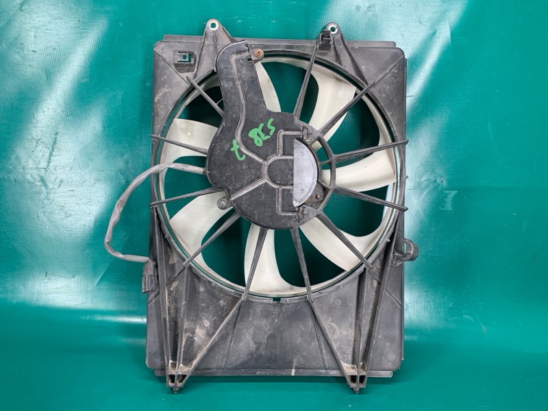 Диффузор вентилятора основного радиатора правый ACURA RDX 19- ВНЕДОРОЖНИК