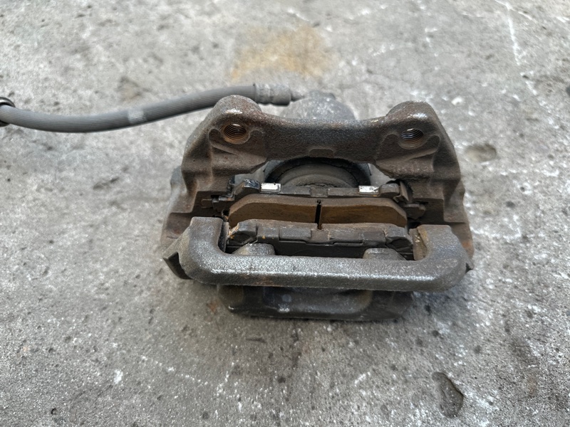 Суппорт тормозной задний правый MDX (YD3) 13-21 2013 3.5 J35Y5