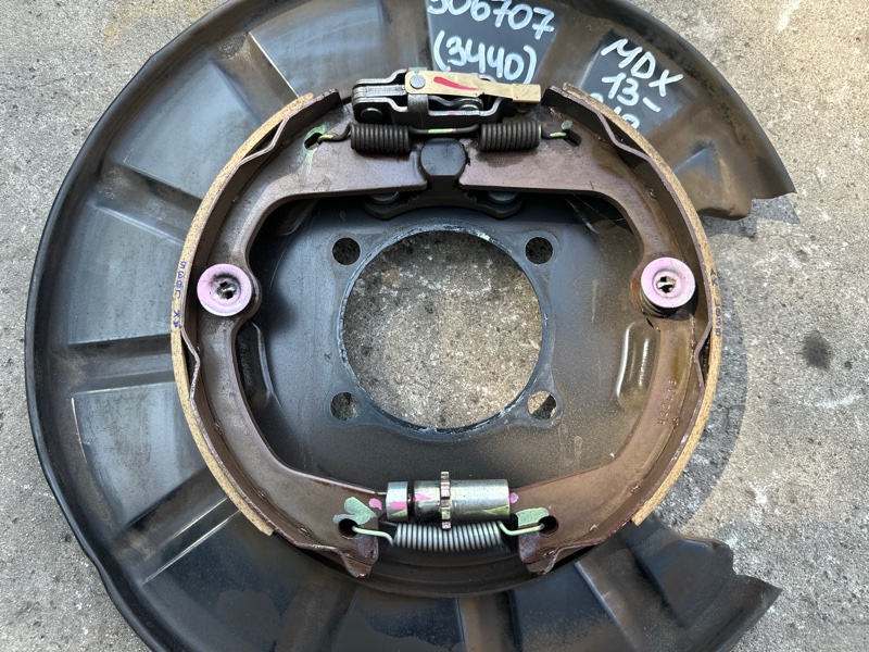 Тормозной механизм задний правый MDX (YD3) 13-21 2013 3.5 J35Y5 Тормозной механизм задний правый MDX (YD3) 13-21 2013 3.5 J35Y5