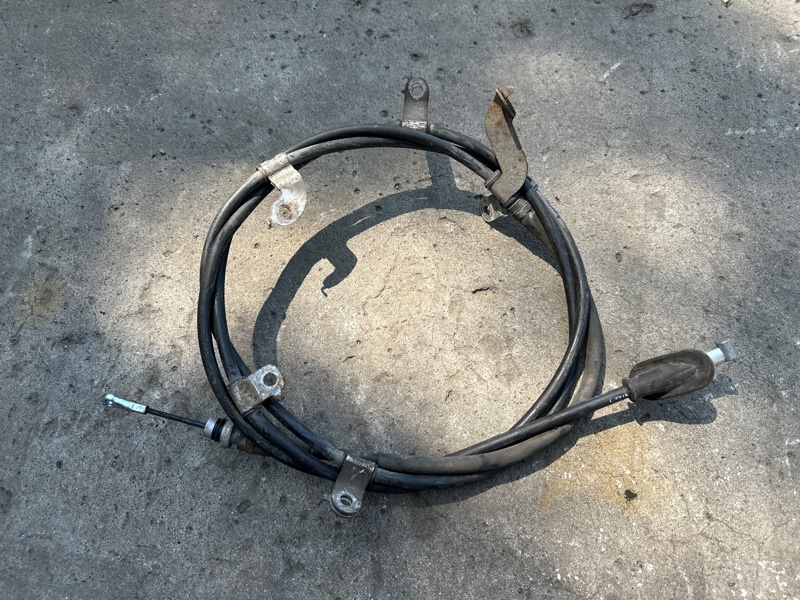 Трос стояночного тормоза задний правый MDX (YD3) 13-21 2013 3.5 J35Y5