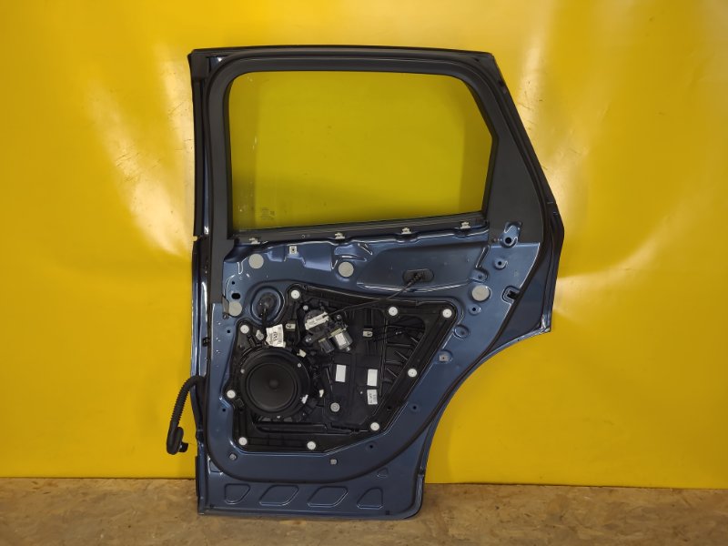 Дверь задняя правая KUGA  20-24