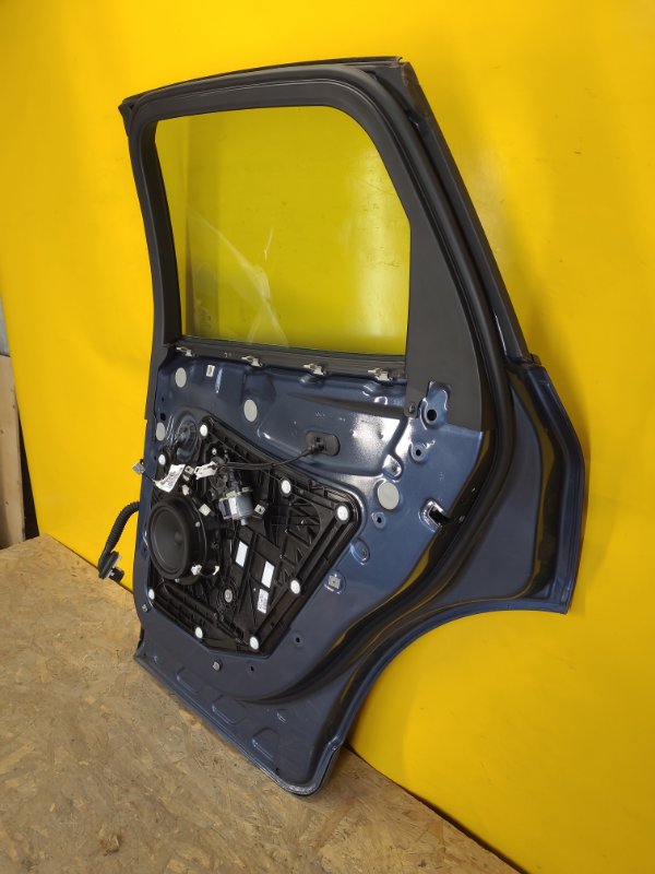 Дверь задняя правая KUGA  20-24