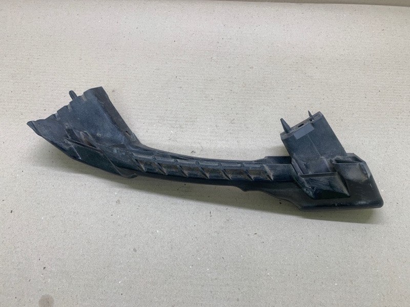 Кронштейн переднего бампера (под фарой) правый CX-9 06-16 2012 3.7 CA Кронштейн переднего бампера (под фарой) правый CX-9 06-16 2012 3.7 CA