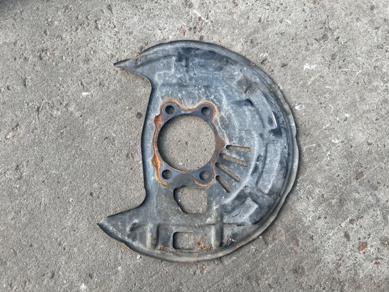 Защита тормозного диска передняя правая SENTRA B17 12-21 2018 1.8 MRA8DE