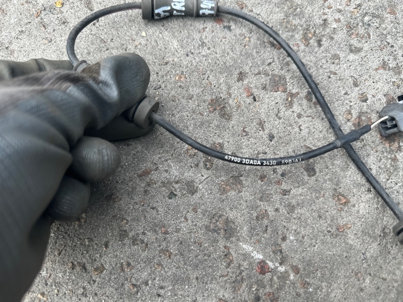 Датчик ABS задний правый NISSAN SENTRA B17 12-21 1.8 MRA8DE Датчик ABS задний правый NISSAN SENTRA B17 12-21 1.8 MRA8DE