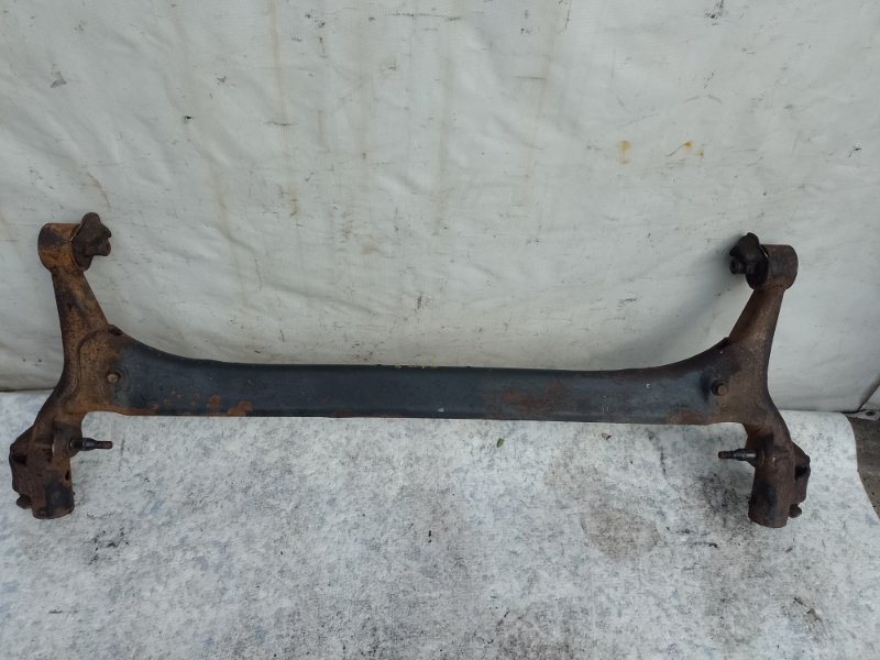 Балка задней подвески MATRIX 02-08 2002 ZZE132 1.8L 1ZZ-FE