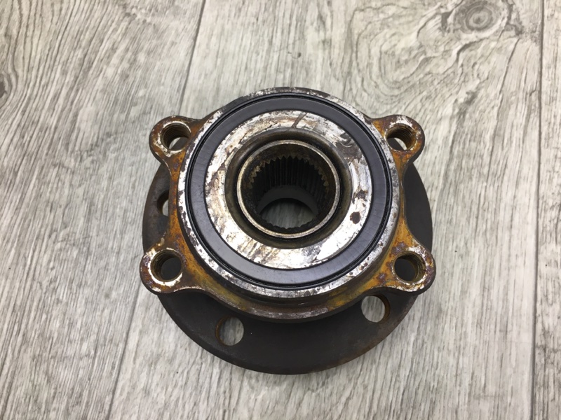 Ступица передняя правая VOLKSWAGEN JETTA 05-10 Седан 2.5