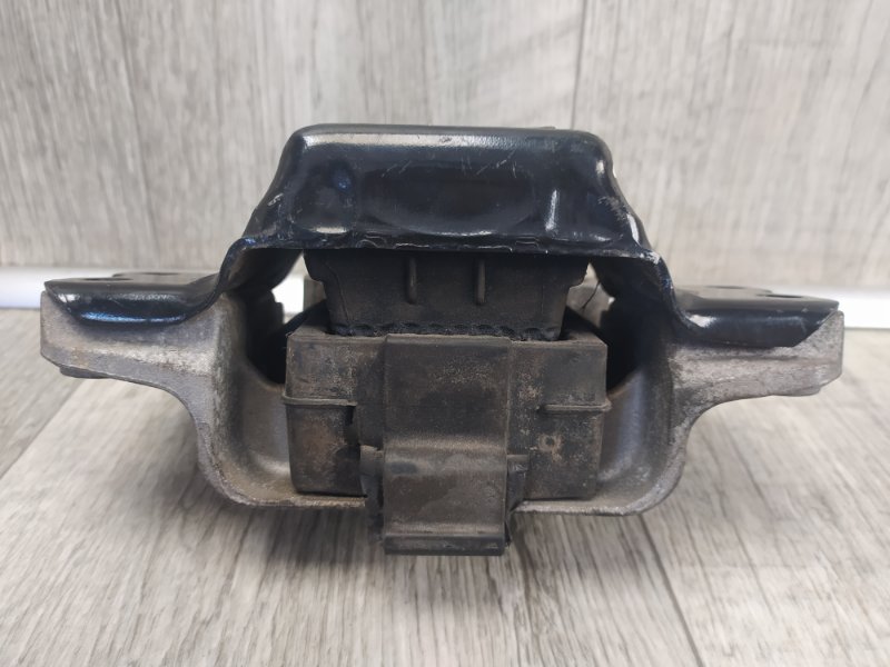 Подушка АКПП левая JETTA USA 10-17 2011 2.5