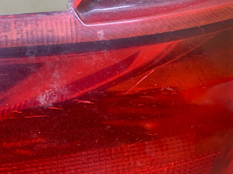 Фонарь наружный левый TOYOTA MATRIX 02-08 ZZE132 1.8L 1ZZ-FE