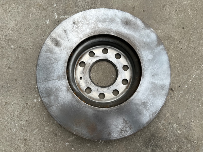 Тормозной диск передний JETTA USA 18- 2020 DJXA 1.4