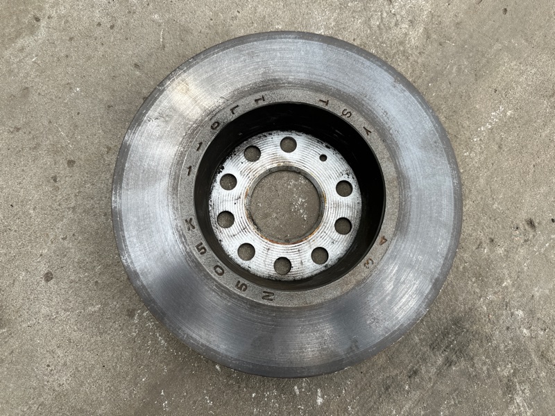 Тормозной диск задний JETTA USA 18- 2020 DJXA 1.4