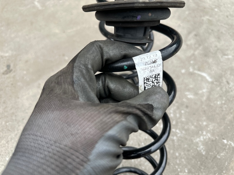 Пружина задней подвески VOLKSWAGEN JETTA USA 18- DJXA 1.4