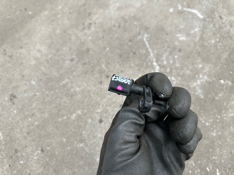 Датчик ABS передний левый JETTA USA 18- 2020 DJXA 1.4