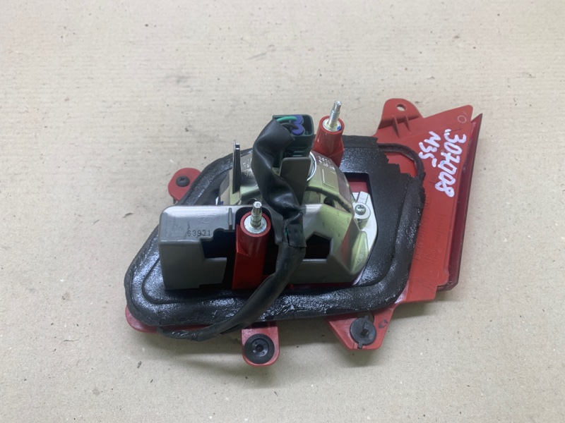 Фонарь внутренний левый INFINITI M35/M45 04-10 3.5 VQ35HR