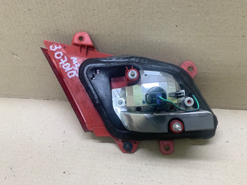 Фонарь внутренний правый M35/M45 04-10 2008 3.5 VQ35HR