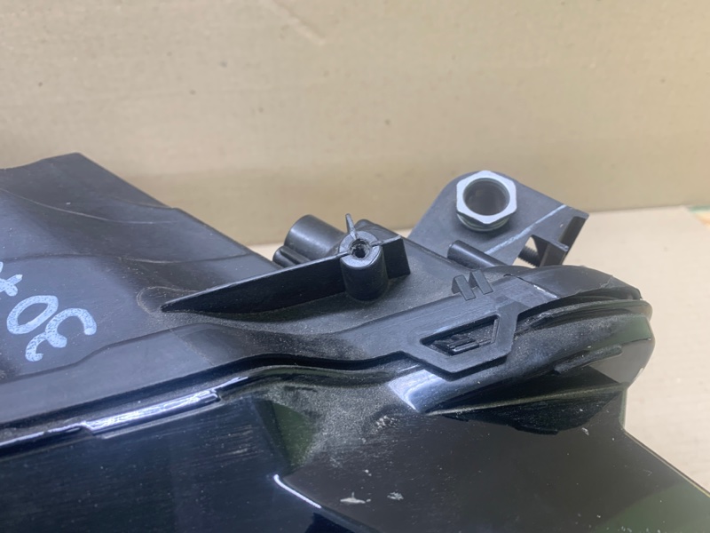 Фара правая JETTA USA 18- 2020 DJXA 1.4