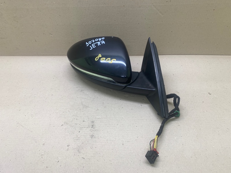 Зеркало правое VOLKSWAGEN JETTA USA 18- 2020 DJXA 1.4 17A 857 508 AP 9B9 Б/У