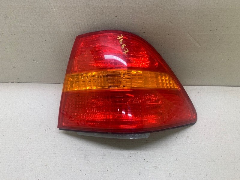 Фонарь наружный правый LEXUS LS430 00-06 2002 4.3 3UZFE 81551-50100 Б/У