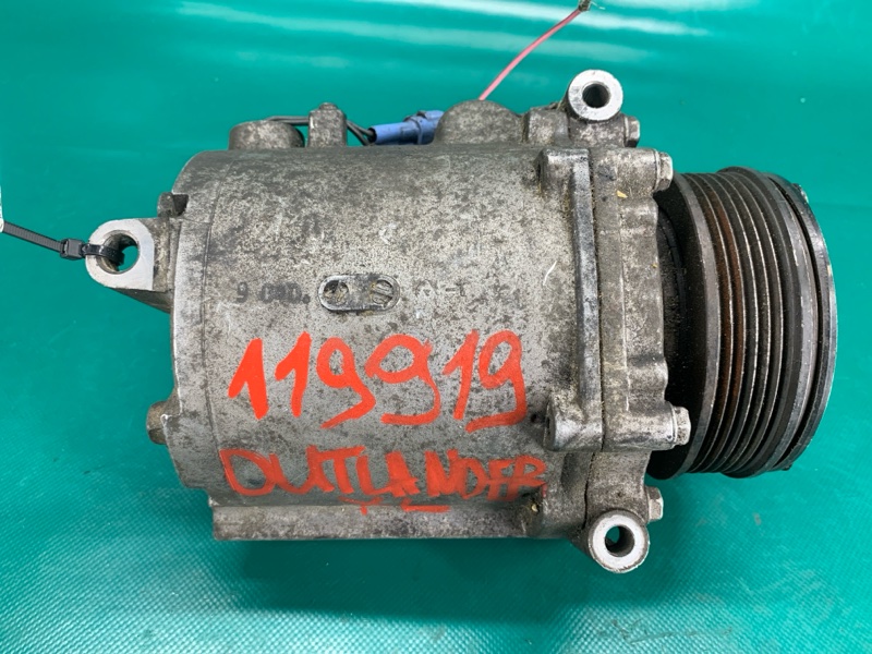 Компрессор кондиционера MITSUBISHI OUTLANDER XL 05-13 7813A070 Б/У