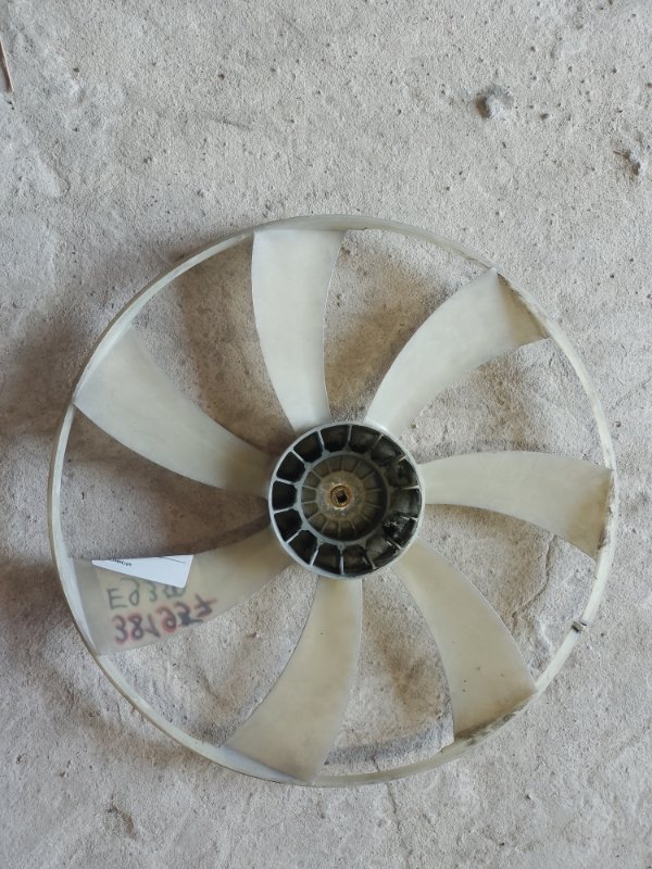 Крыльчатка вентилятора основного радиатора правая LEXUS ES350 06-12