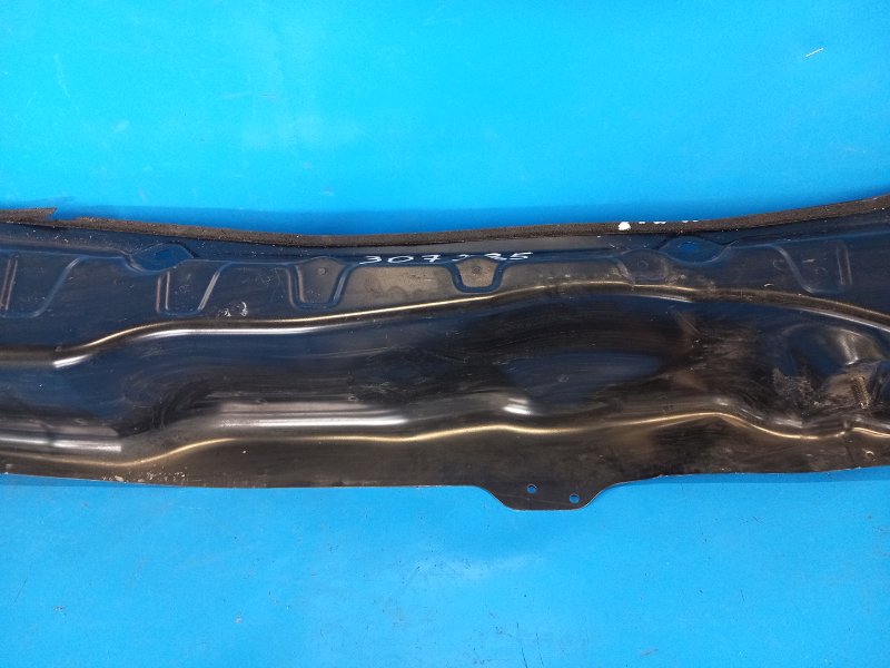 Поддон механизма дворников MAZDA 6 GH 07-12 2.5 L (L5-VE) Поддон механизма дворников MAZDA 6 GH 07-12 2.5 L (L5-VE)