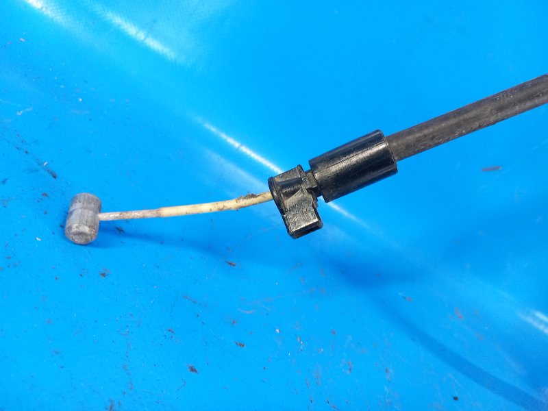 Трос стояночного тормоза задний правый 6 GH 07-12 2009 2.5 L (L5-VE)