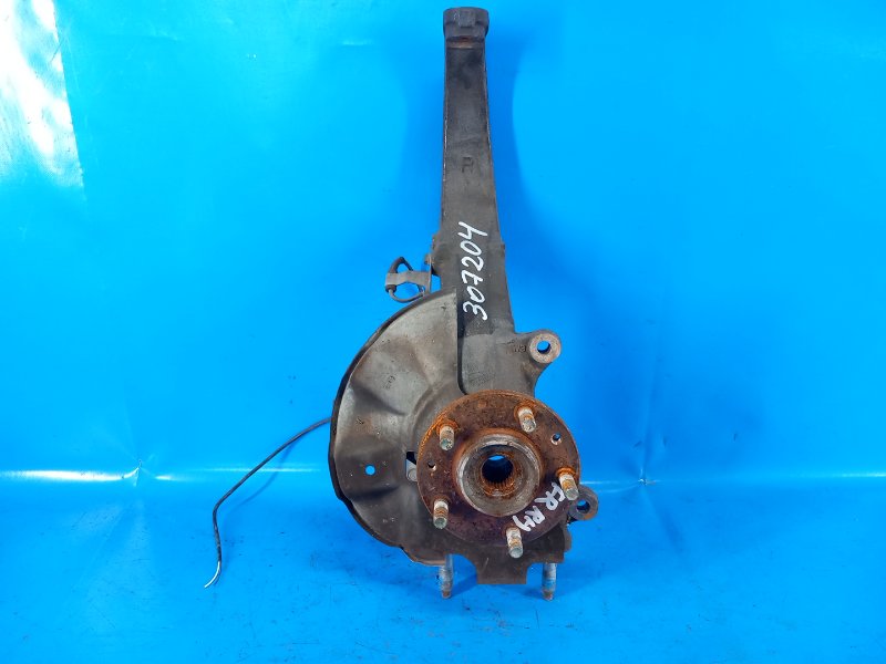 Кулак поворотный передний правый MAZDA 6 GH 07-12 2009 2.5 L (L5-VE) GS3L-33-02XA Б/У