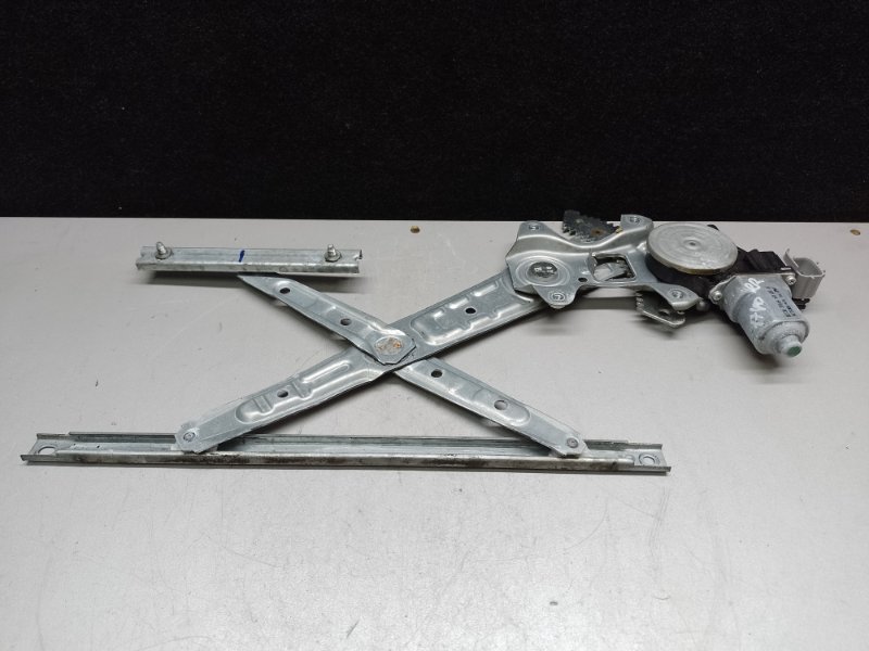 Стеклоподъемник задний правый NISSAN SENTRA B17 12-21 2018 1.8 MRA8DE 82720-4KH0B Б/У