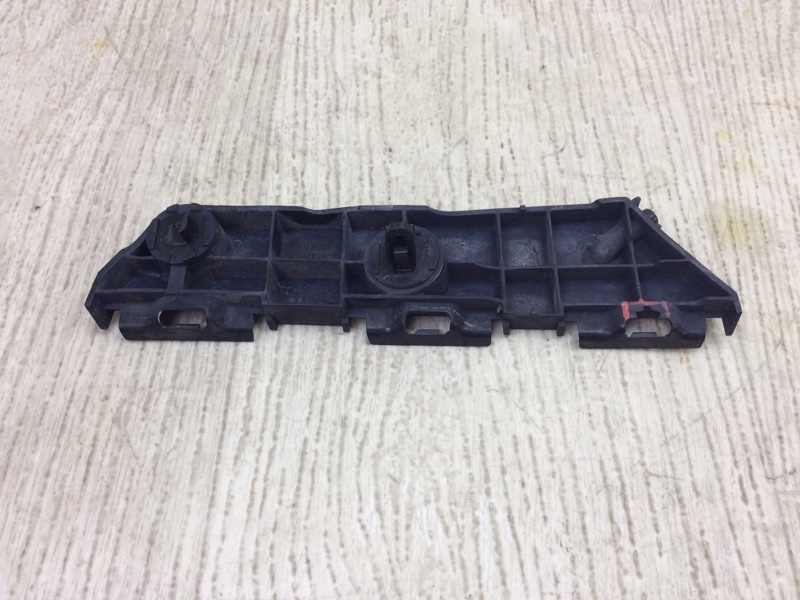 Кронштейн заднего бампера правый VENZA 09-16 2009 3.5 2GR-FE