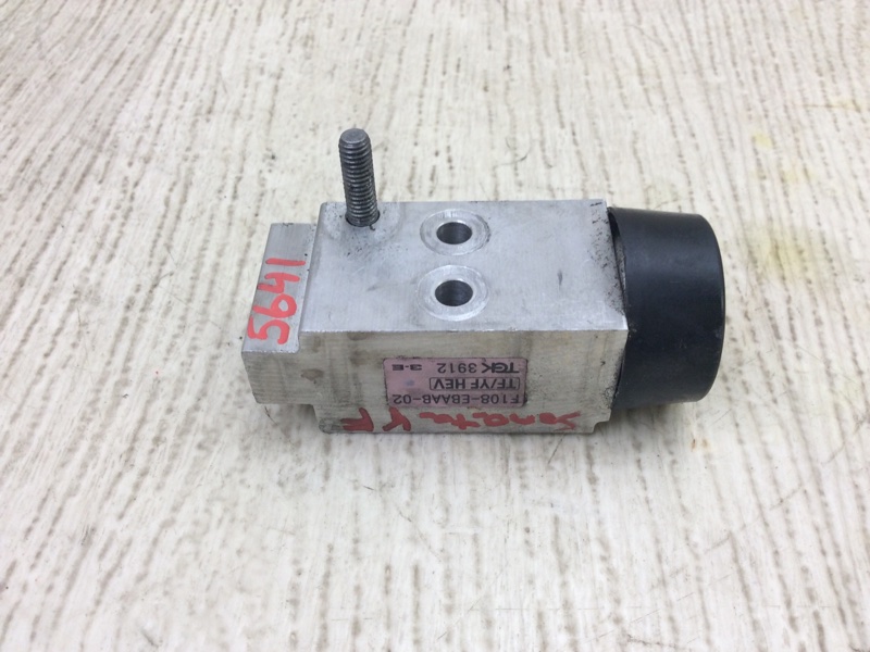 Клапан кондиционера SONATA YF 10-14