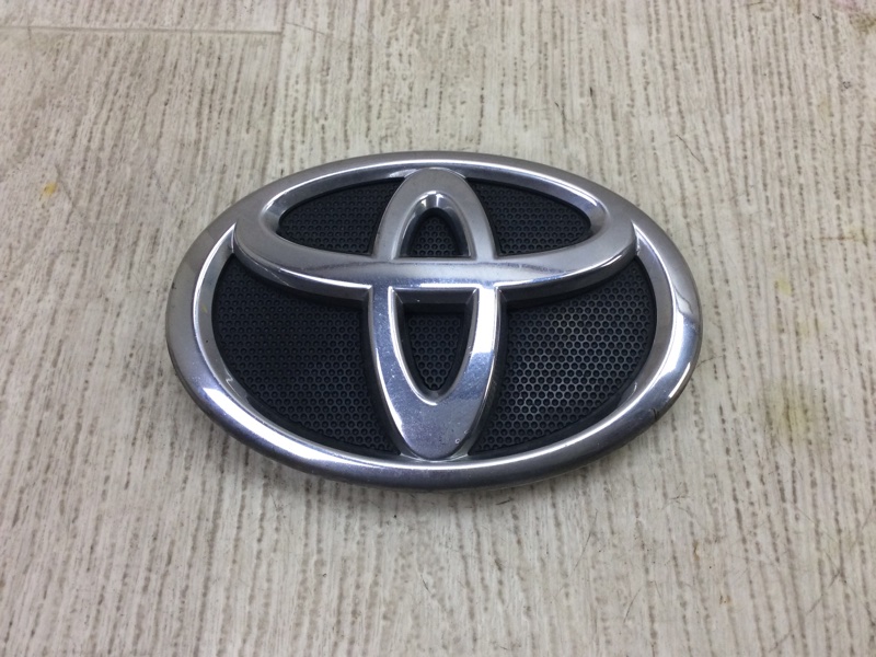 Запчасть эмблема передняя TOYOTA CAMRY 40 06-11 75311-06100 Б/У Эмблема передняя TOYOTA CAMRY 40 06-11 75311-06100 Б/У