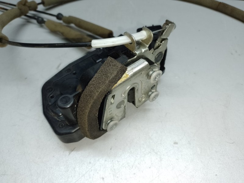 Запчасть замок двери задний правый INFINITI M35/M45 04-10 2006 Седан 3.5 VQ35DE 82500-EG000 Б/У Замок двери задний правый INFINITI M35/M45 04-10 2006 Седан 3.5 VQ35DE 82500-EG000 Б/У