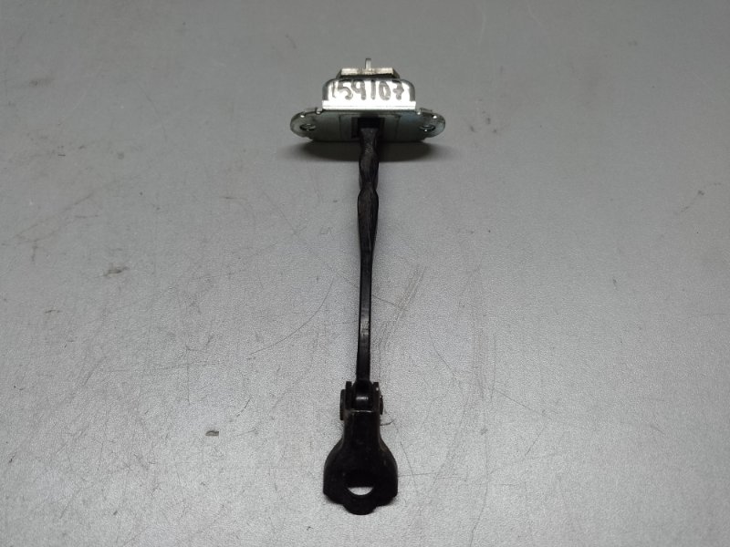 Ограничитель двери задний правый INFINITI M35/M45 04-10 2006 Седан 3.5 VQ35DE 82430-EG000 Б/У