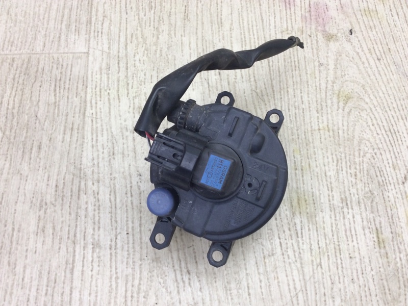 Противотуманная фара передняя правая TOYOTA CAMRY 40 06-11 Противотуманная фара передняя правая TOYOTA CAMRY 40 06-11